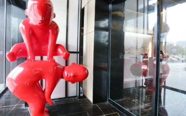 Yi Hotel (Yancheng Champagne Mansion)