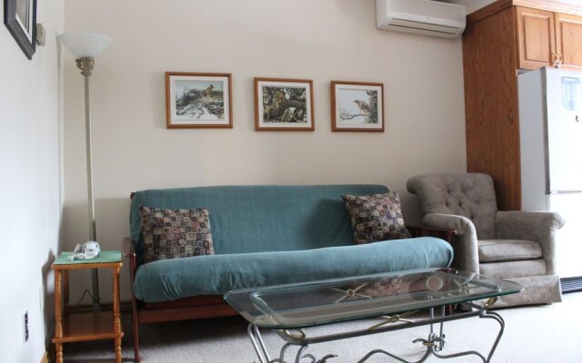 Petryla Estates Furnished Toronto Apartments