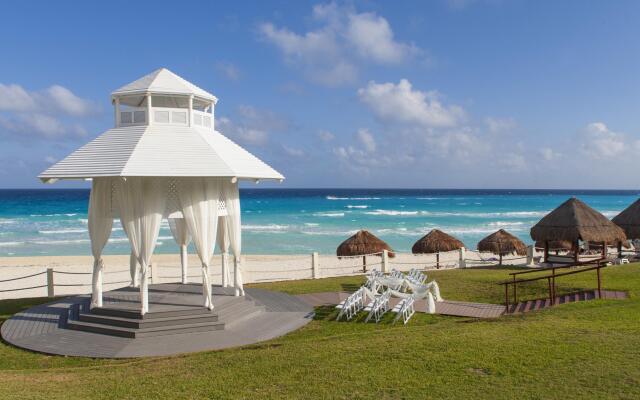 Beautiful Beachfront Villa