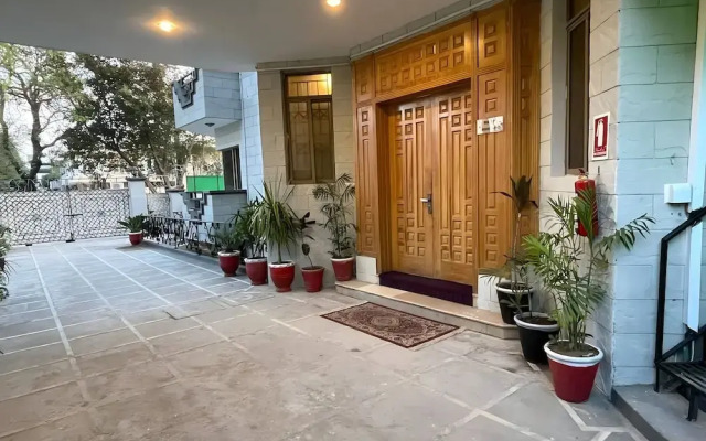Trail Residency Guest House