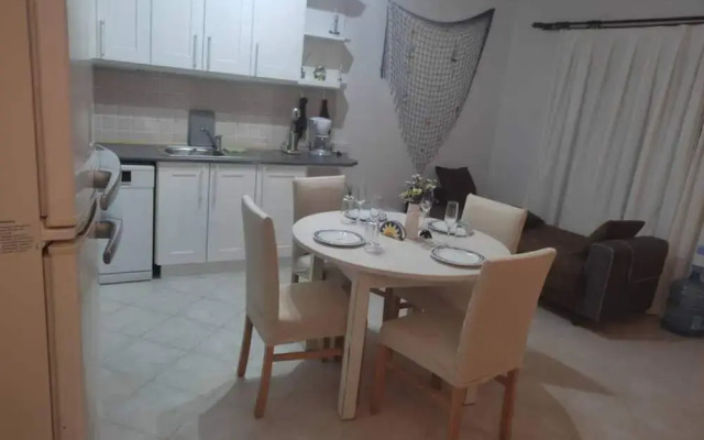 Remarkable 1-bed House
