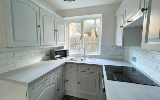 Bright & Airy 3BR Home with Parking