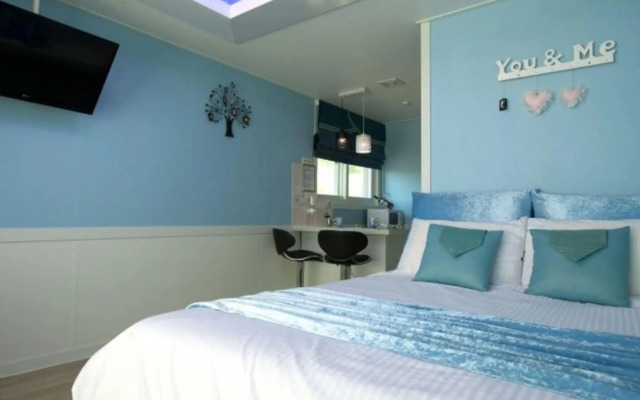Ganghwado Petite Pension