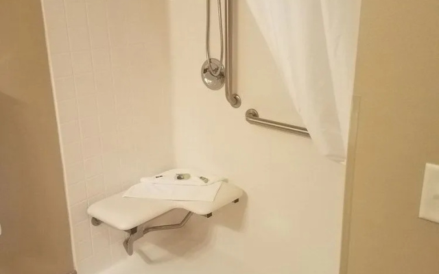 Grandstay Hotel And Suites Luverne