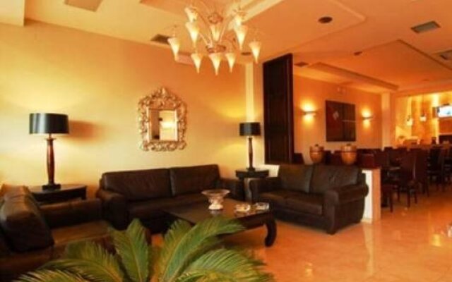 Central Hotel