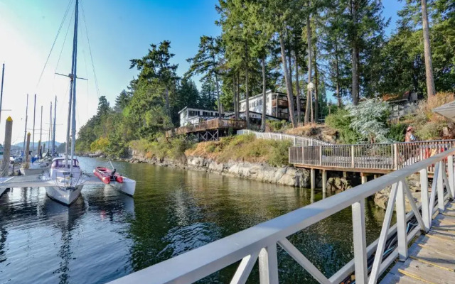 Page Point Inn