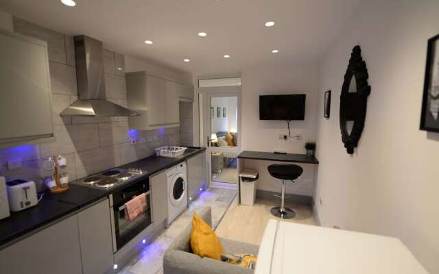 Pleasant Apartment in Coventry near Belgrade Theatre