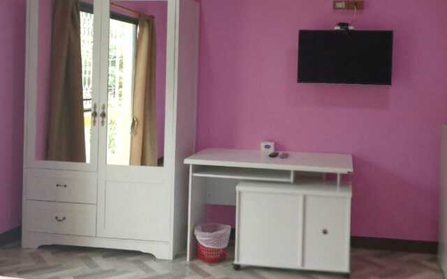 Nusreen Place
