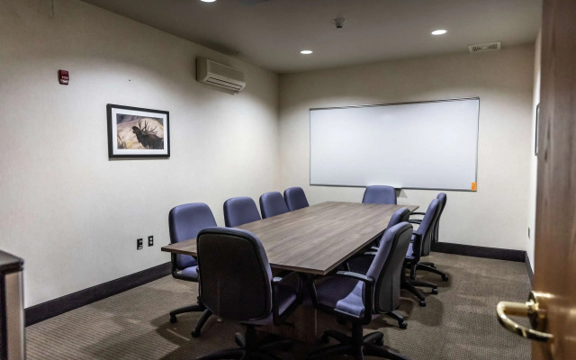 Sleep Inn & Suites Evansville - Casper