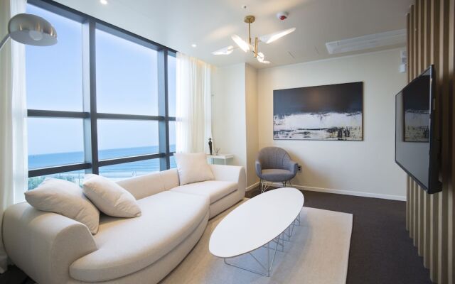 UH Suite Haeundae Landscape