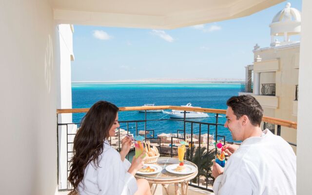 SUNRISE Holidays Resort (Adults Only)