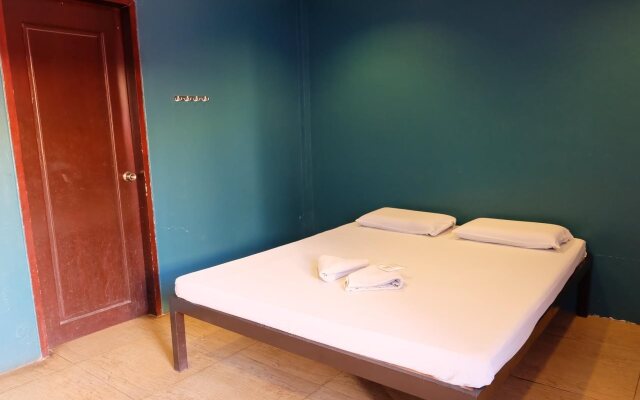 Mactan Golden Motel