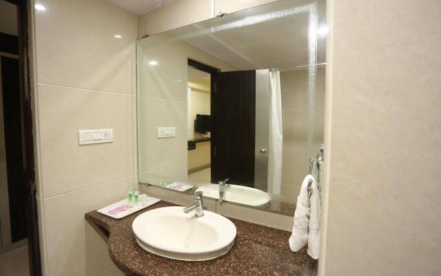Hotel Paras Inn by Treebo Hotels