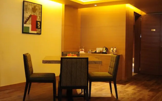The Lalit Chandigarh