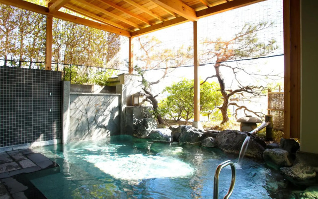 Hotel Ravie Kawaryo