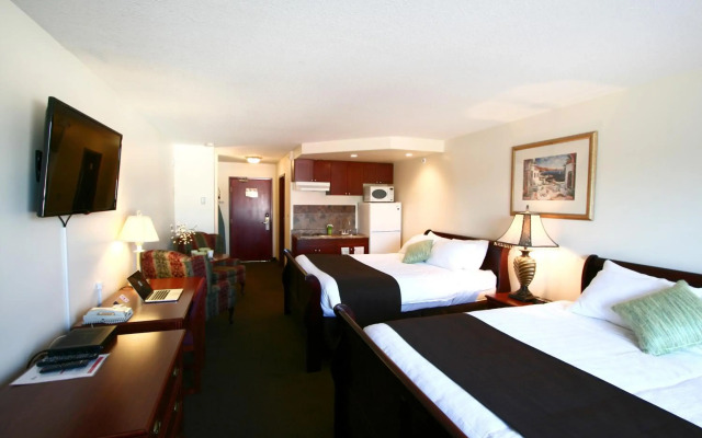 Foxwood Inn & Suites