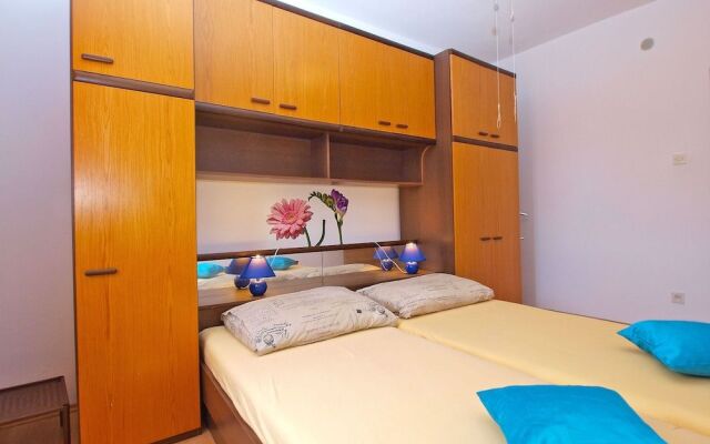 Apartment 1432