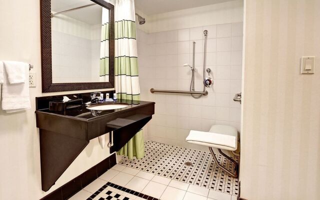 Fairfield Inn & Suites Naples
