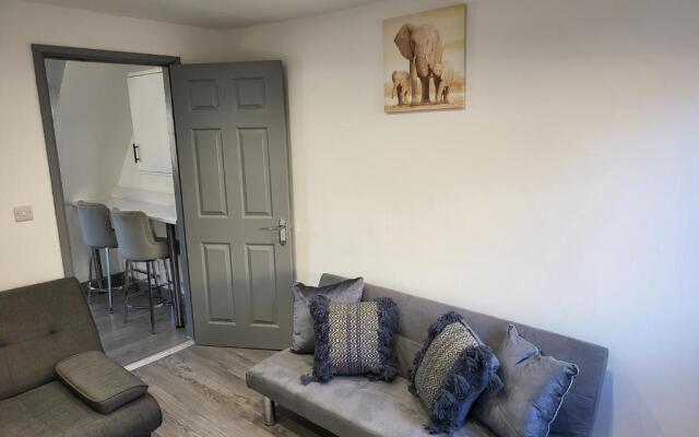 Vetrelax Colchester 3bedroom house