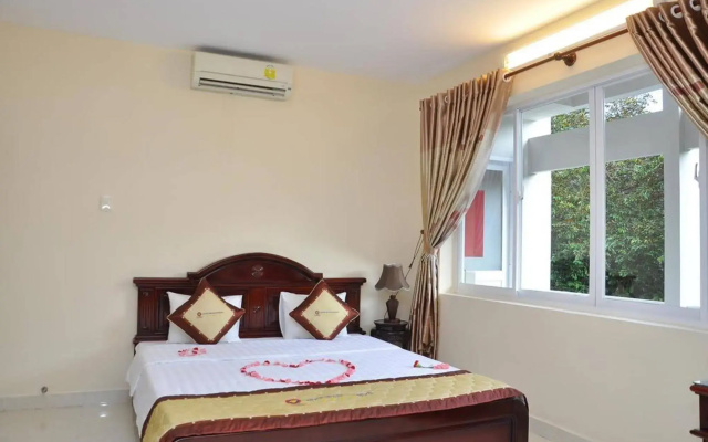 Lam Son Deluxe Apartments
