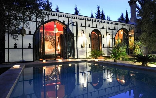 Lodge K Hotel & Spa