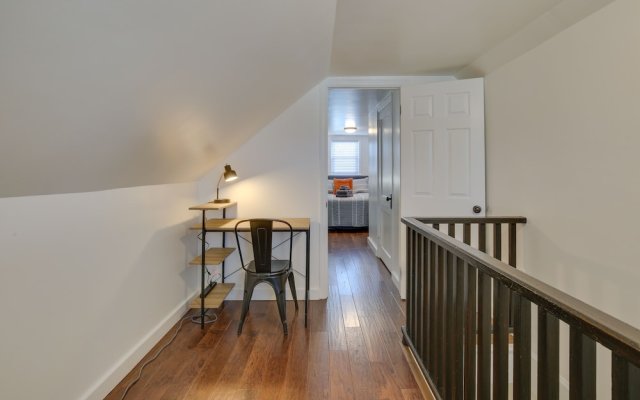 Updated Kingston Vacation Rental Near Parks!