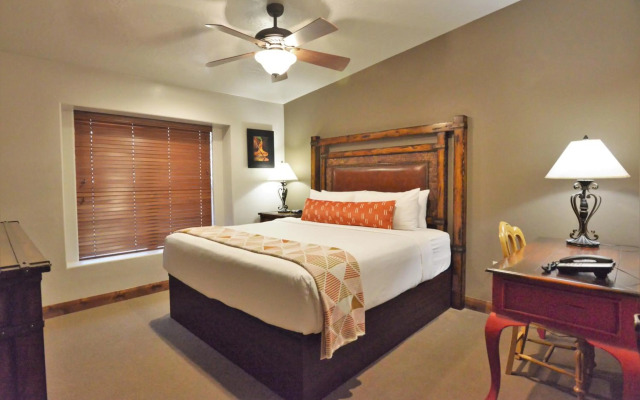 Cable Mountain Lodge