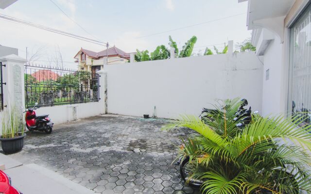 Super OYO Collection O 1061 Aliya Homestay