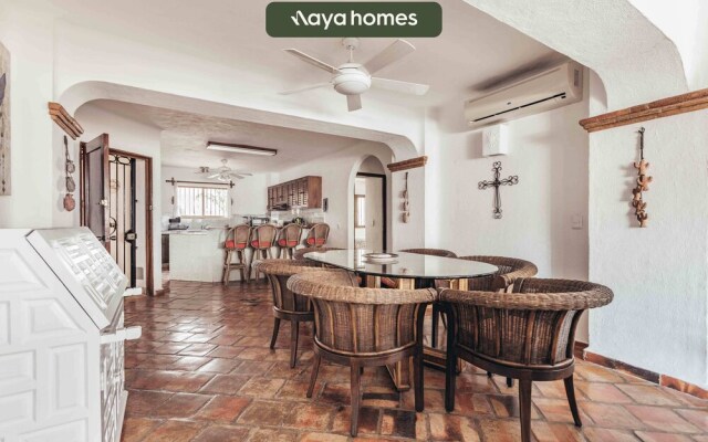 Vista del Sol by Naya Homes