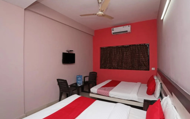 Hotel Janaki Residency