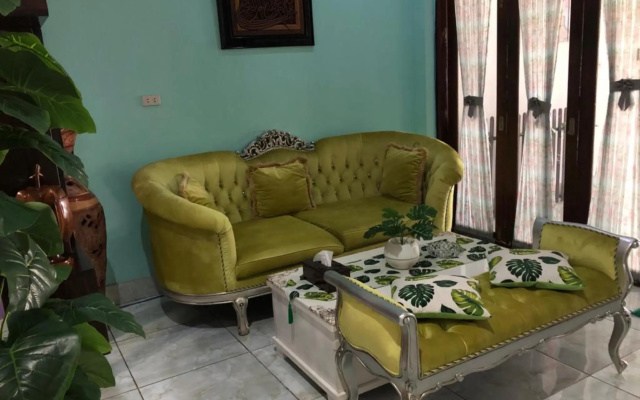 Guest House Nasyauqi Kuala Tanjung