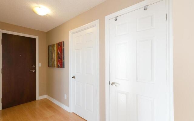 Royal Stays Furnished Apartments - Square One