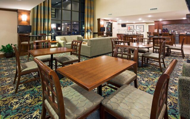 Staybridge Suites Milwaukee Airport South by IHG