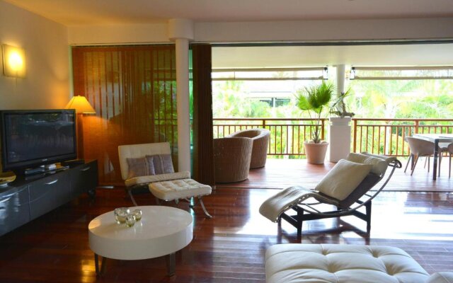 Sunset Beach Carlton- Tahiti - beachfront luxury residence & pool - 4 pers