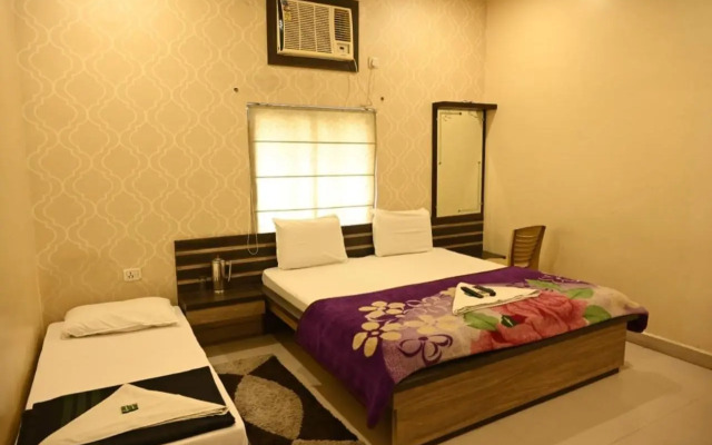Hotel Arya
