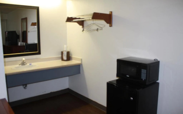 Super 7 Inn Dallas
