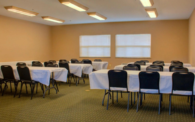 Allington Inn & Suites