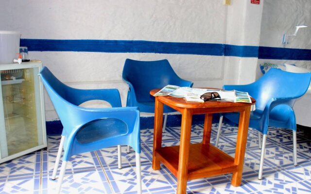Galapagos Penguin Hostel