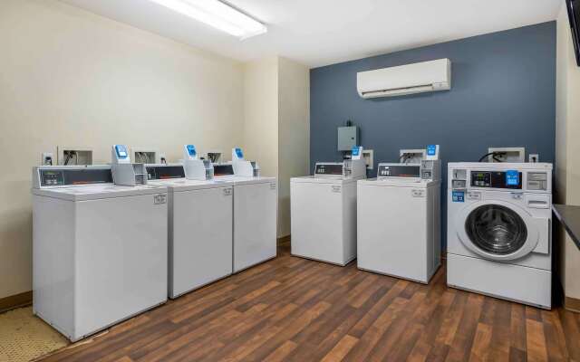 Extended Stay America Suites Newark Woodbridge