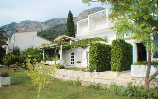 Sea View - Cosy & Comfortable - A3 Boris