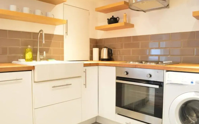 Chic 1 Bedroom Flat Near Stoke Newington