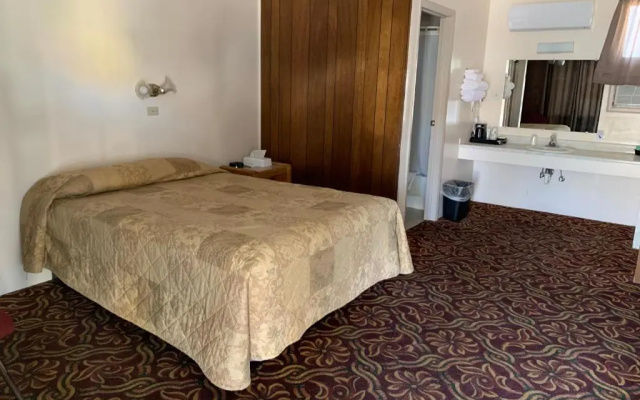 El Portal Motel