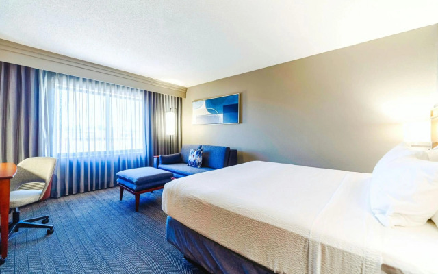 Courtyard by Marriott Biloxi North/D'Iberville