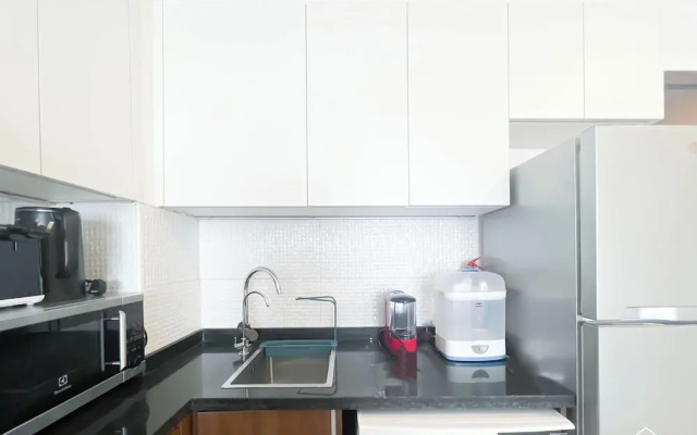 Bright 2bed Family Home: Pool, Gym & Kids Play