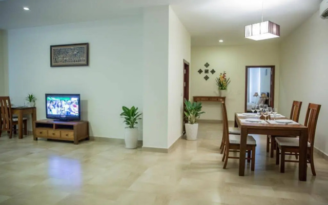 La Residence Suites