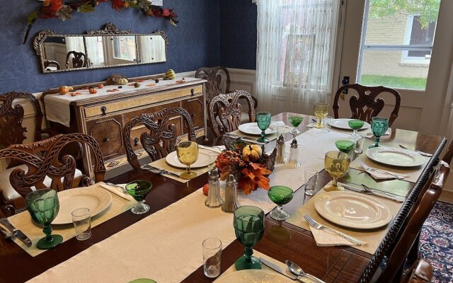 Hickory House Inn