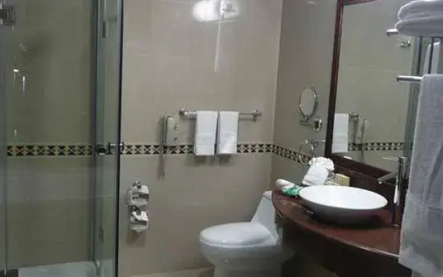 Embassy Suites Valencia Downtown