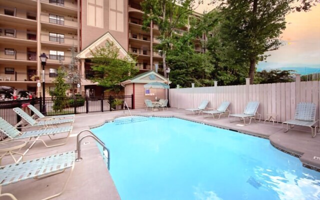 Riverfront Relaxation 2 Bedroom Home