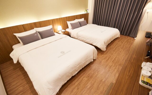 Shin Shin Hotel