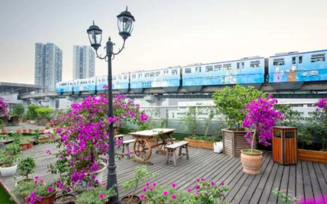 Baoli Xiangxun Theme Hotel – Outside – Chongqing
